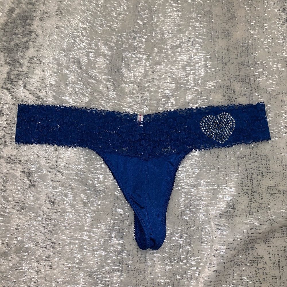 Pink Victoria’s Secret Thong panty